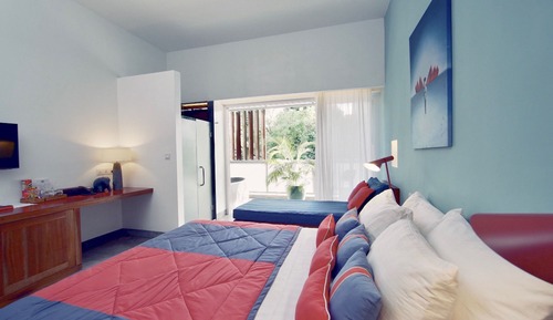 Deluxe Double Room, Pool View