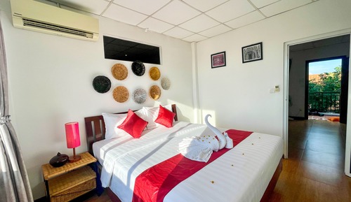 Deluxe Double With Terrace City View