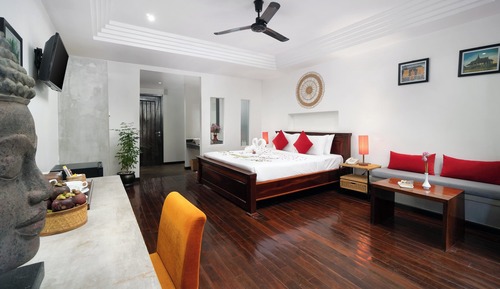 King Suite With Balcony