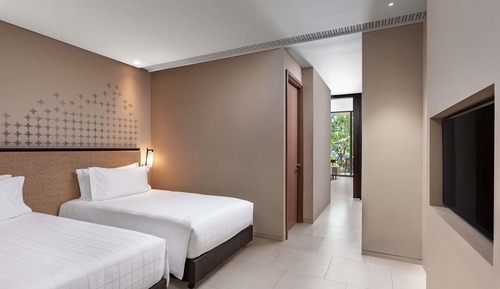 Deluxe Room, 1 King Bed