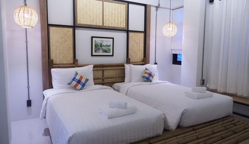 Deluxe Twin Room