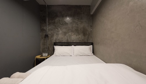 Standard Double Room, 1 Queen Bed-Shared bathroom