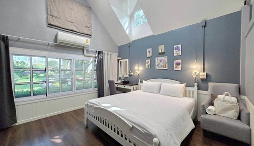 Double Room, 1 King Bed, Garden View