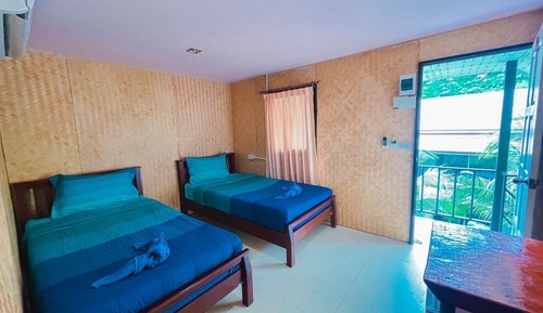 Basic Twin Room