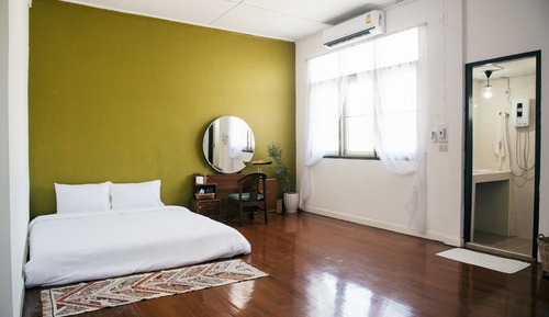 Deluxe Room, 1 Queen Bed