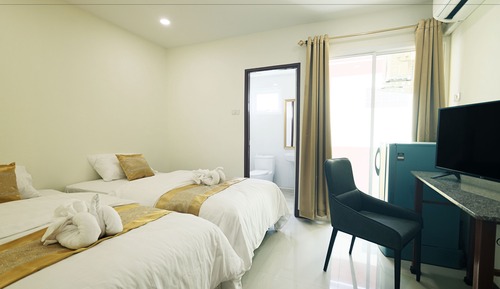 Standard Twin Room