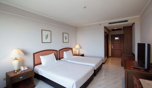 Deluxe Twin Bed