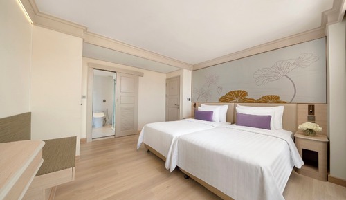 One Bedroom Balcony Triple Suite