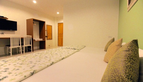 Deluxe Triple Room, Multiple Beds