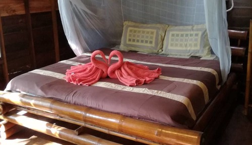 Basic Cabin, 1 King Bed, Garden View
