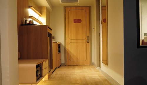 Family Room, 2 Bedrooms