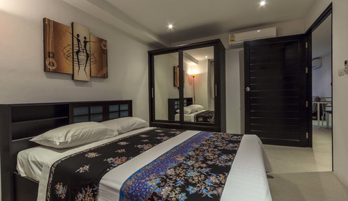 Apartment, 1 Queen Bed with Sofa bed, Balcony, Pool View