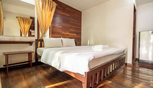 Superior Room, 1 King Bed