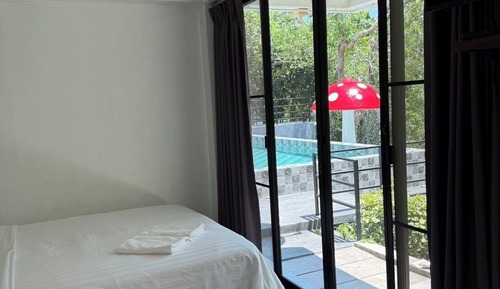 Signature Room