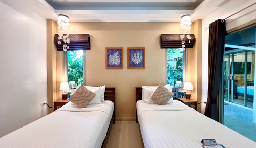 Deluxe Twin Room