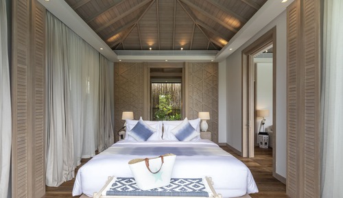 Tropical 2BR Pool Villa
