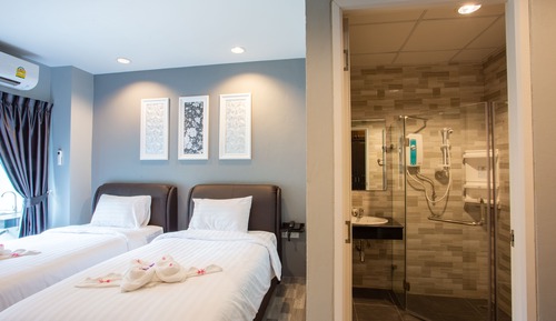 Deluxe Twin Room
