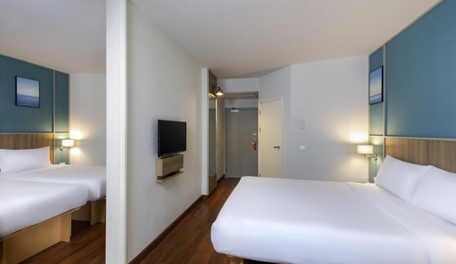 Family Room, 2 Double Beds, Connecting Rooms