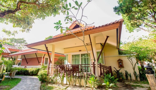 Deluxe Garden Villa