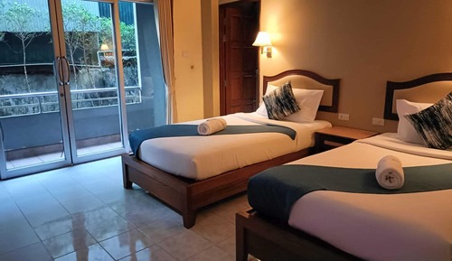 Deluxe Twin Room