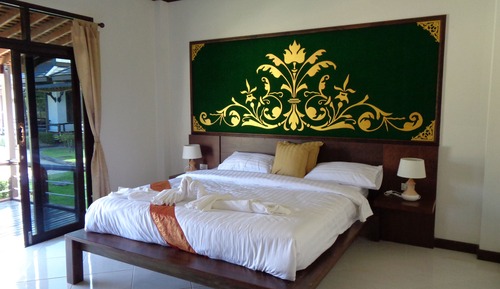 Deluxe Studio Suite