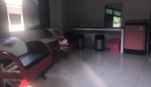Standard O1 6 Bed Mixed Dorm