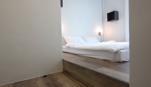 Private Double Room with Private Bathroom 