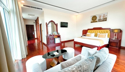 Mekong Double Room, Balcony, River View