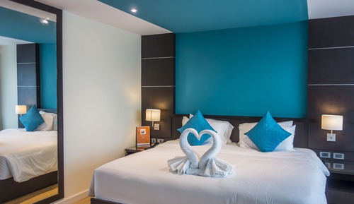Deluxe Room, City View