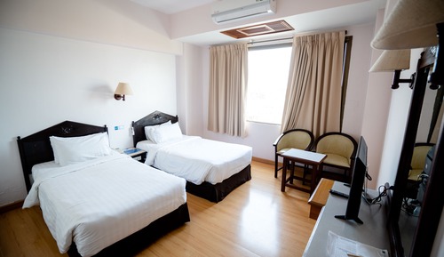 Standard Twin Room, 2 Twin Beds, City View