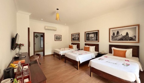 Deluxe Triple Room, Balcony, Pool View