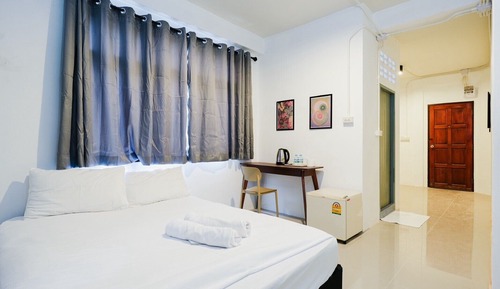Classic Double Room