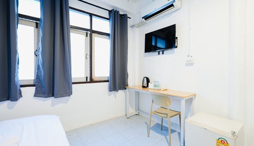 Basic Double Room, 1 Queen Bed, Non Smoking