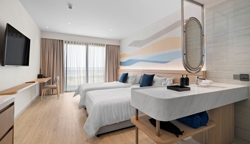 Superior Twin Room, River View