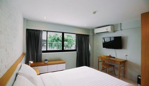 Deluxe Single Room