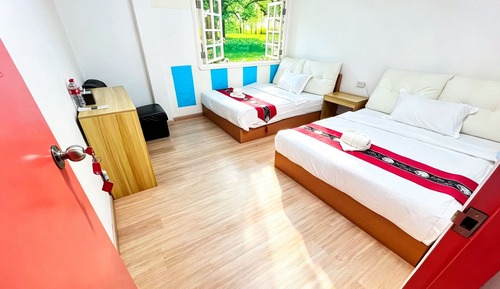 Basic Twin Room