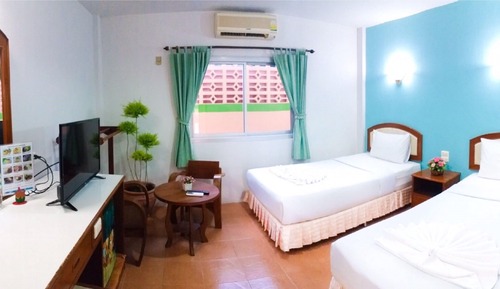 Standard Twin Room