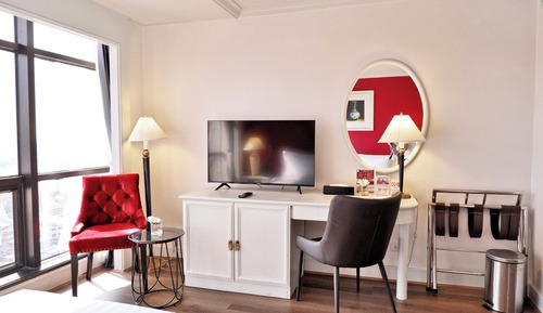 Superior Twin Room, River View