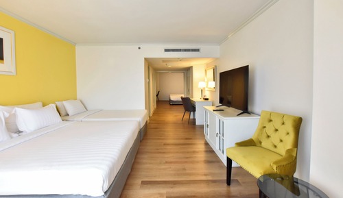 Family Suite, City View