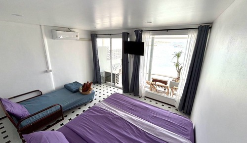 Room, 1 Queen Bed with Sofa bed, Terrace, Sea View