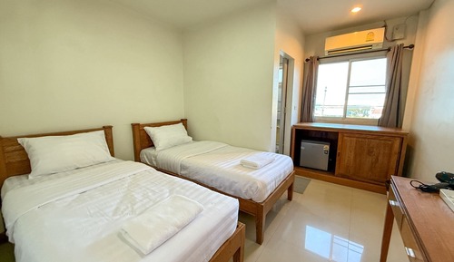 Basic Twin Room