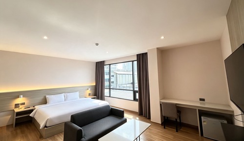 Deluxe Double or Twin Room