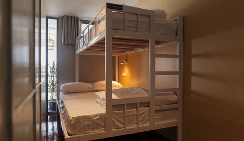 Family Room - Share bathroom