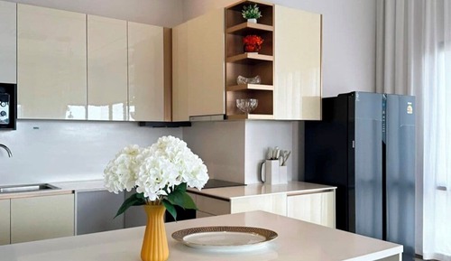 Luxury Apartment, 4 Bedrooms, Pool View