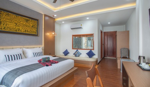 Cambana Royal Suite with Balcony