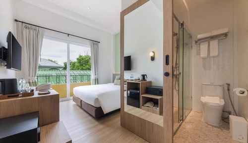 Deluxe Double Room with Balcony