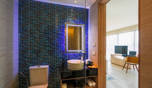 River Suite