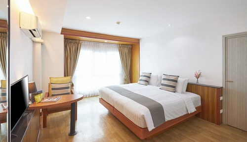 Deluxe Double or Twin Room