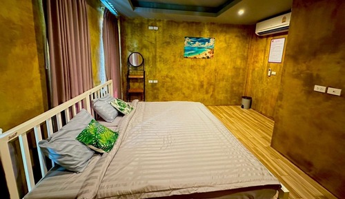 Double or Twin Room, Mixed Dorm, Non Smoking, Courtyard View