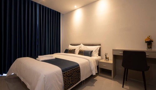 Two-Bedroom Apartment (4 Adults)